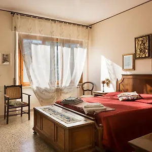 La Duchessa - The Duchess Apartment
