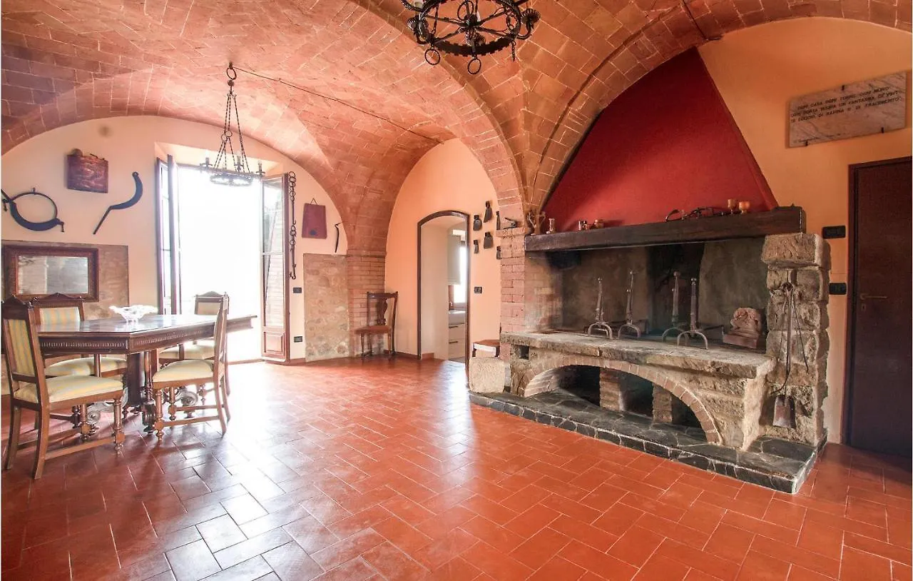 1 Bedroom Beautiful Apartment In Volterra