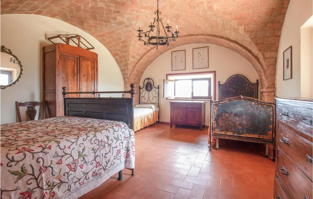 1 Bedroom Beautiful Apartment In Volterra